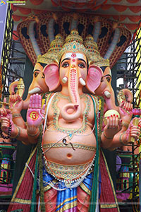 Khairatabad Ganesh 2025 as Vishwashanti Maha Shakti Ganapati