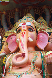 Khairatabad Ganesh 2025 as Vishwashanti Maha Shakti Ganapati