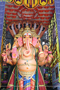 Khairatabad Ganesh 2025 as Vishwashanti Maha Shakti Ganapati