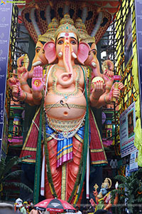 Khairatabad Ganesh 2025 as Vishwashanti Maha Shakti Ganapati