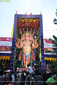 Khairatabad Ganesh 2025 as Vishwashanti Maha Shakti Ganapati