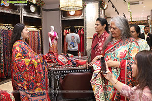 PATOLA: Exclusive Patan Patola Designs Showroom Launch