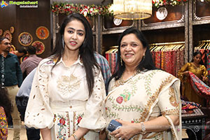 PATOLA: Exclusive Patan Patola Designs Showroom Launch