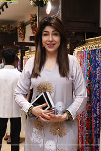PATOLA: Exclusive Patan Patola Designs Showroom Launch