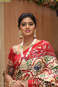 PATOLA: Exclusive Patan Patola Designs Showroom Launch