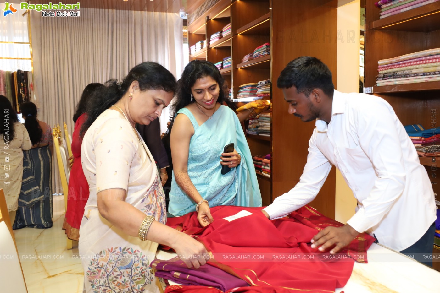 Exclusive Pre-Launch Showcase: Handloom Sarees of India at Shree Handlooms, Jubilee Hills