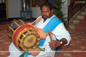 R. Narayana Murthy, Priyanaka