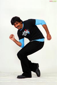 Raviteja Photo Gallery/Wallpapers from Baladoor