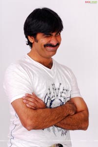 Raviteja Photo Gallery/Wallpapers from Baladoor