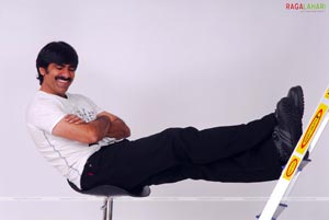 Raviteja Photo Gallery/Wallpapers from Baladoor