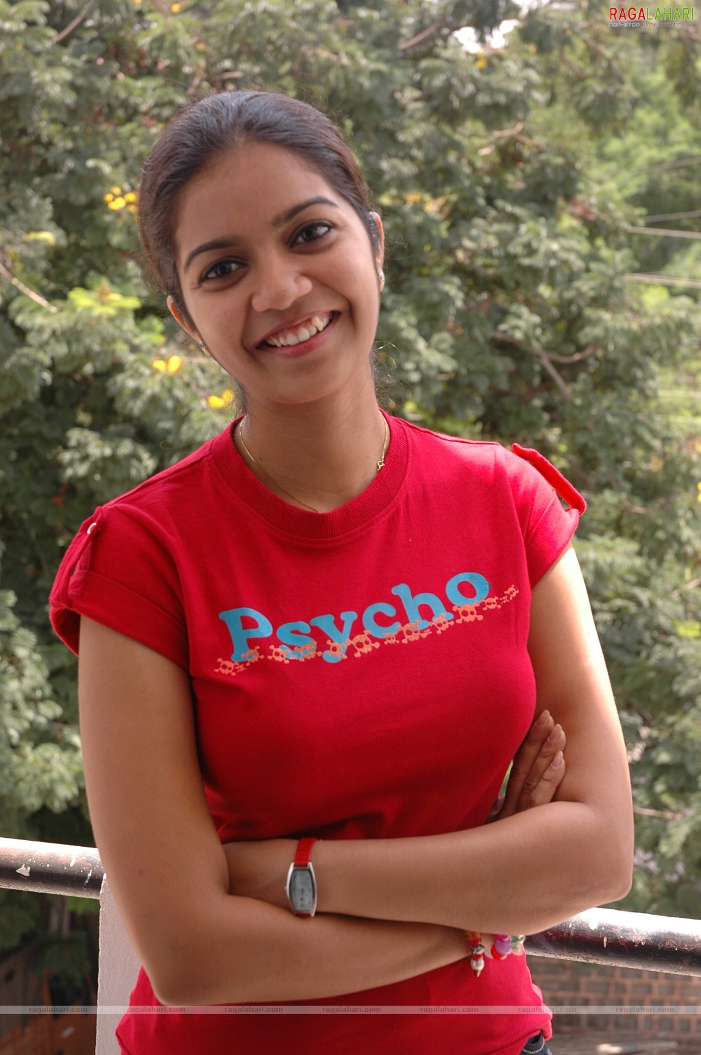 Colors Swathi