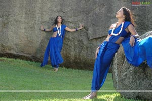 Venu Madhav, Raghubabu, Fara Khan