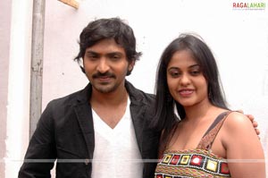 Vaibhav - Bindu Reddy Film Muhurat