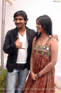 Vaibhav - Bindu Reddy Film Muhurat