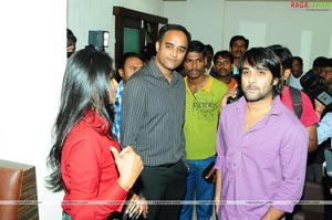 Tarun inagurates Simtha's Bubbles at JNTU, Kukatpally, Hyderabad