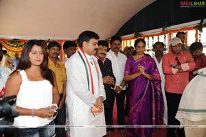 Dharmavarapu Subrahmanyam-Aarti Agarwal-Farah Khan Film Muhurat