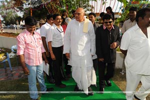 Dharmavarapu Subrahmanyam-Aarti Agarwal-Farah Khan Film Muhurat