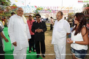 Dharmavarapu Subrahmanyam-Aarti Agarwal-Farah Khan Film Muhurat