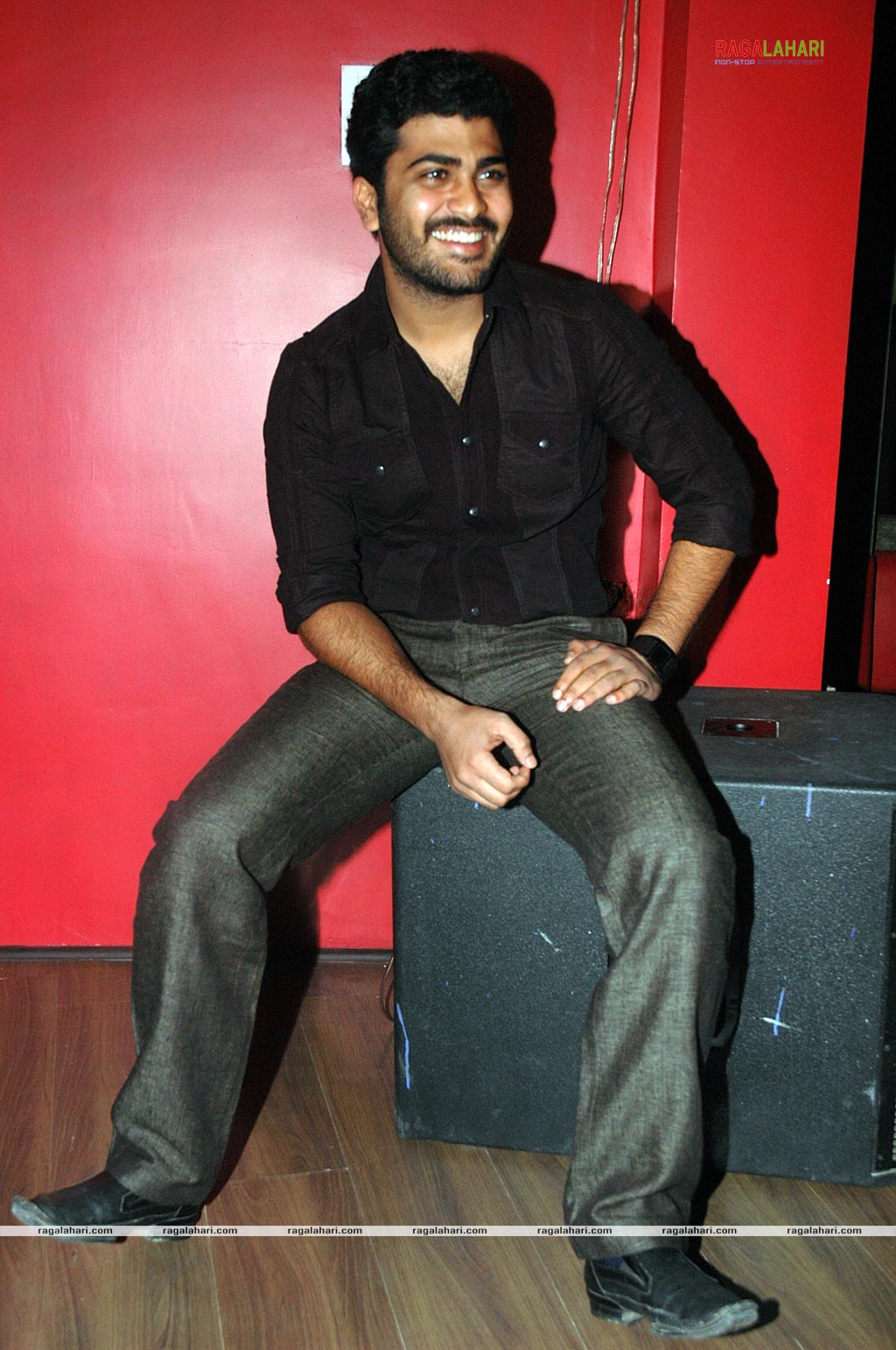 Sharwanand brings Hyderabad a 'LIVE'