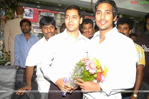 Varun Sandesh Launches Ramp