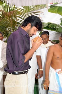 Raviteja-Allari Naresh-Priyamani Film Muhurat