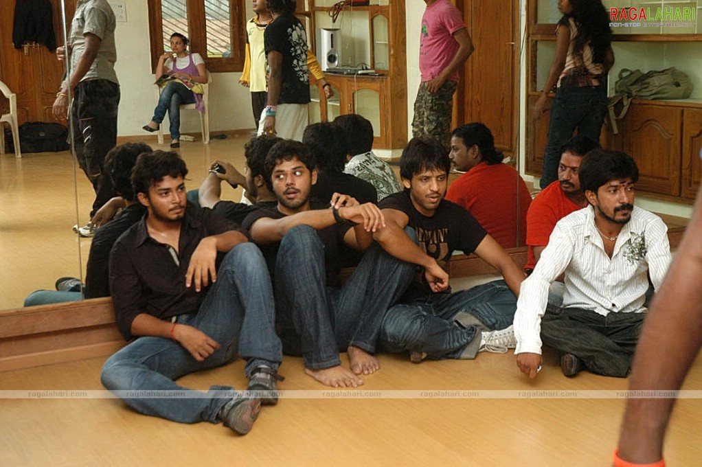 Santosham Awards 2009 Rehearsals