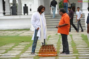 Aarti Agarwal, Mukul Dev, Aditya Om