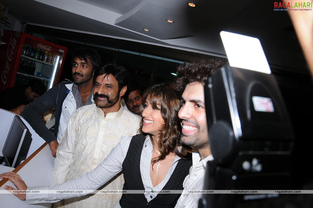 Balakrishna, Vishnu & Ileana Launches Almas Bakery