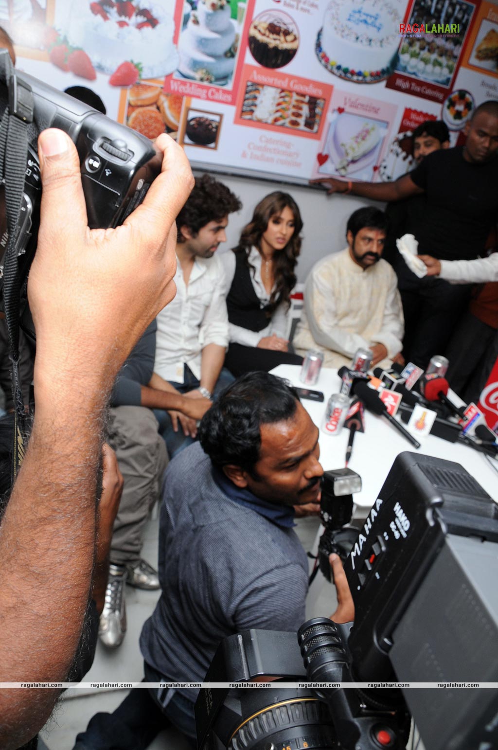 Balakrishna, Vishnu & Ileana Launches Almas Bakery