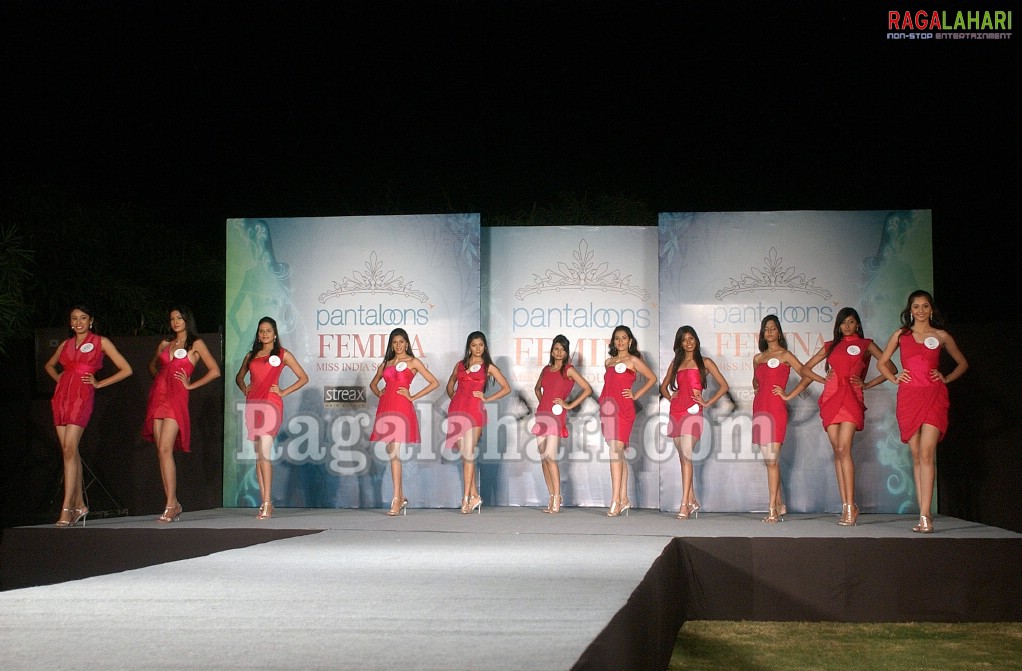 The final 11 Pantaloons Femina Miss India South 2010 contestants unveiled at Hyderabad International Convention Centre