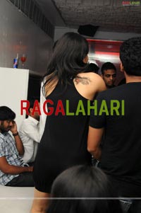 Charmi, Mumaith Khan, Navadeep, Rohit Partying at Pub