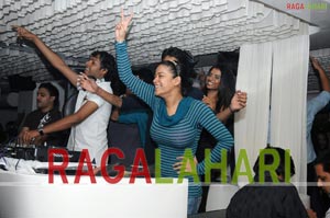 Charmi, Mumaith Khan, Navadeep, Rohit Partying at Pub