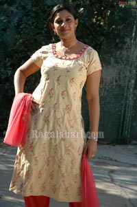 Meera Krishna Photo Gallery