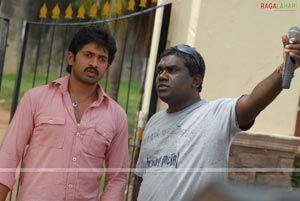 Ade Nuvvu Ade Nenu Working Stills