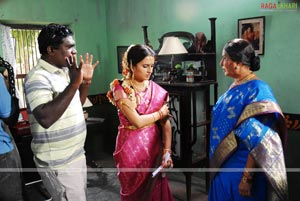 Ade Nuvvu Ade Nenu Working Stills