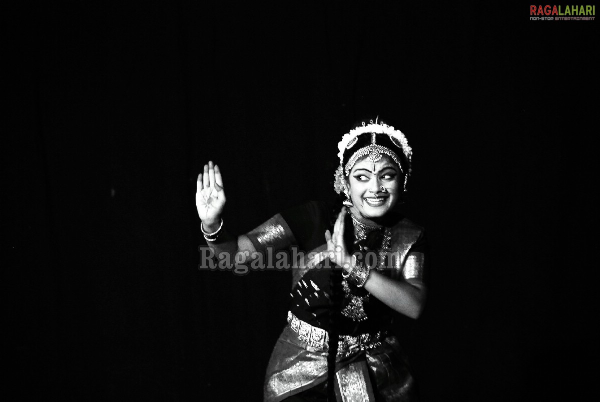 Bharath Nrithyotsav - International Indian Classical Dance Festival 2010 (Day 1)