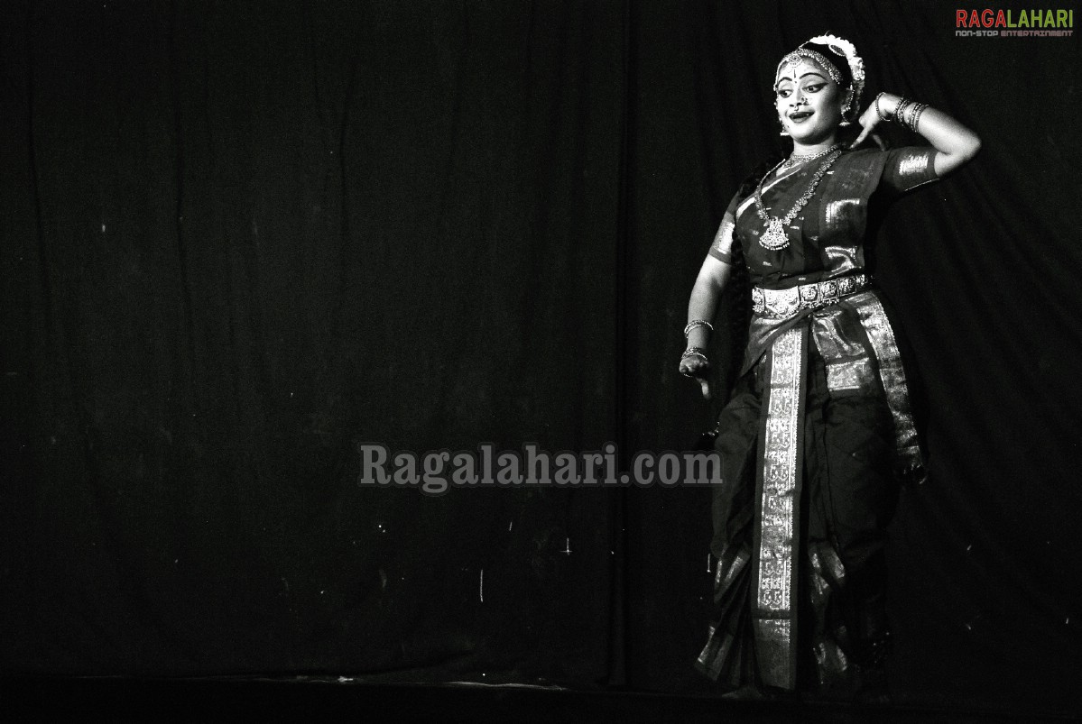 Bharath Nrithyotsav - International Indian Classical Dance Festival 2010 (Day 1)