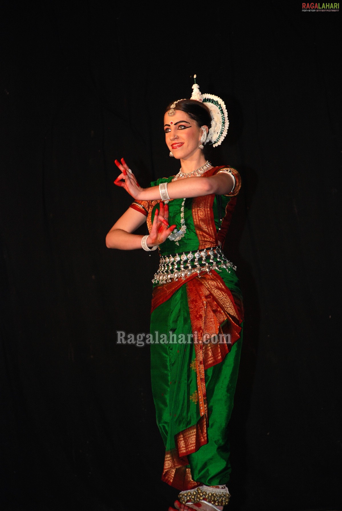 Bharath Nrithyotsav - International Indian Classical Dance Festival 2010 (Day 1)