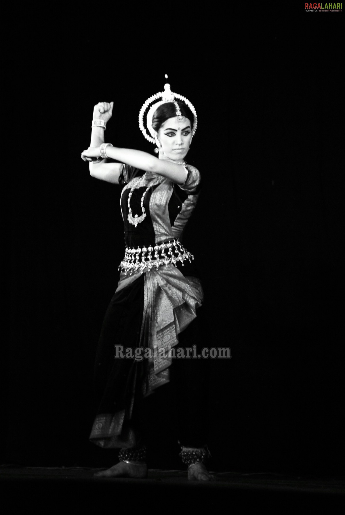 Bharath Nrithyotsav - International Indian Classical Dance Festival 2010 (Day 1)