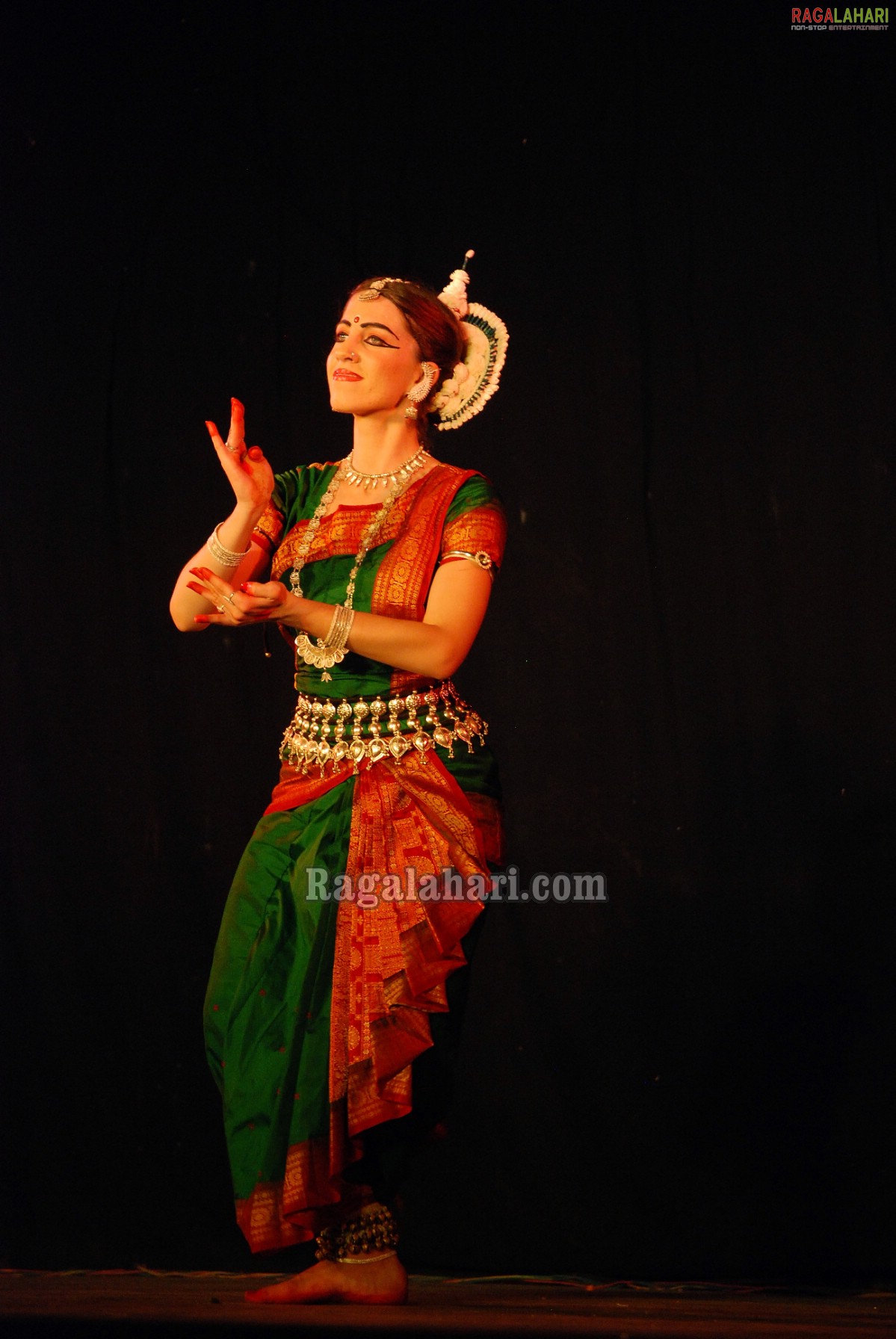 Bharath Nrithyotsav - International Indian Classical Dance Festival 2010 (Day 1)