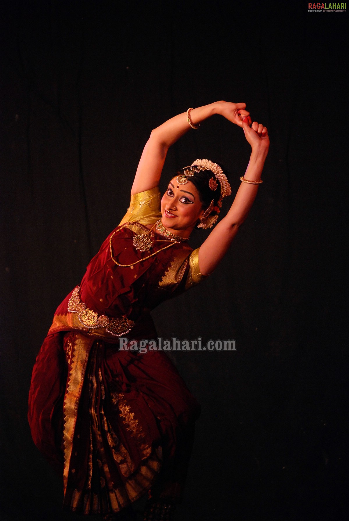 Bharath Nrithyotsav - International Indian Classical Dance Festival 2010 (Day 1)