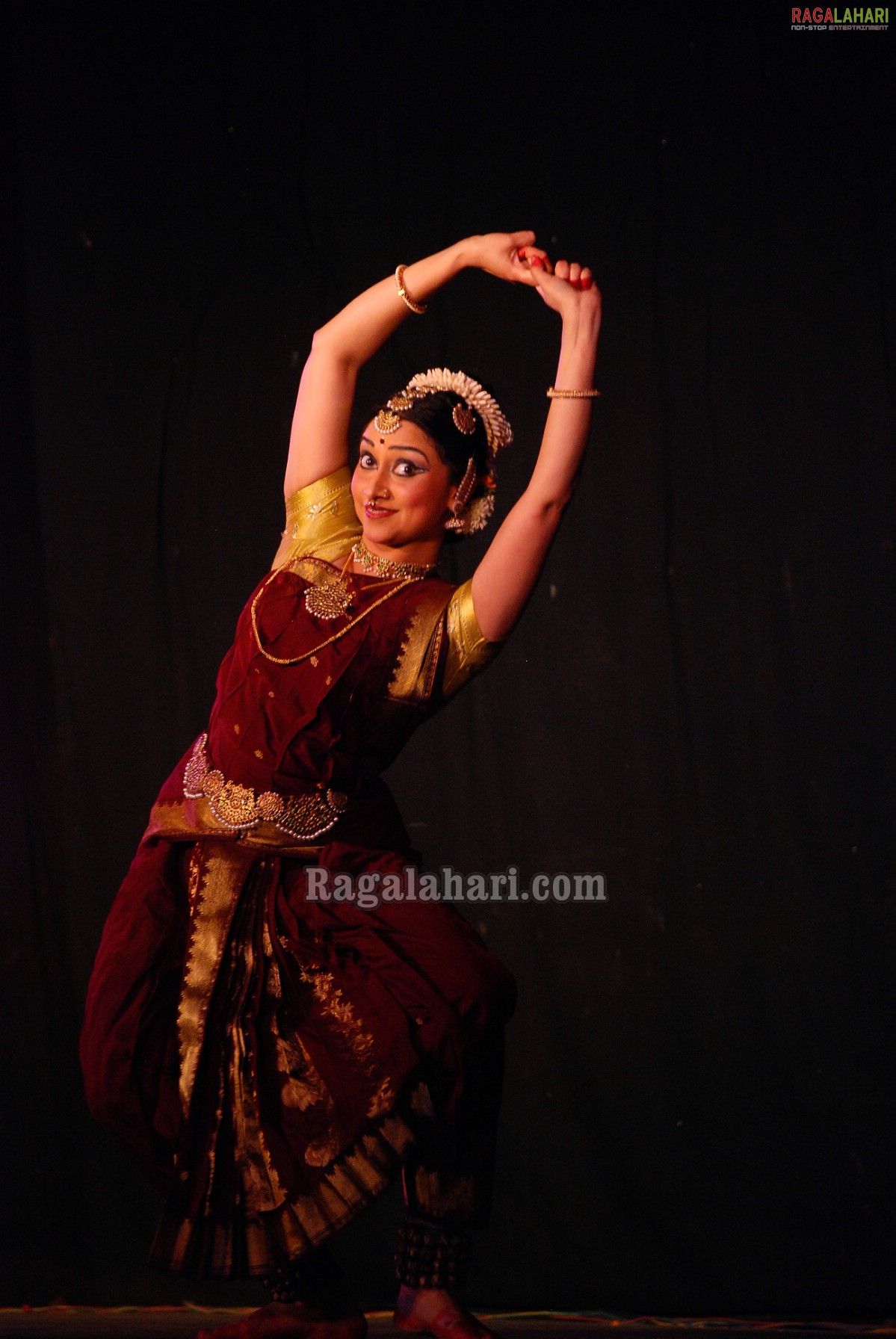 Bharath Nrithyotsav - International Indian Classical Dance Festival 2010 (Day 1)