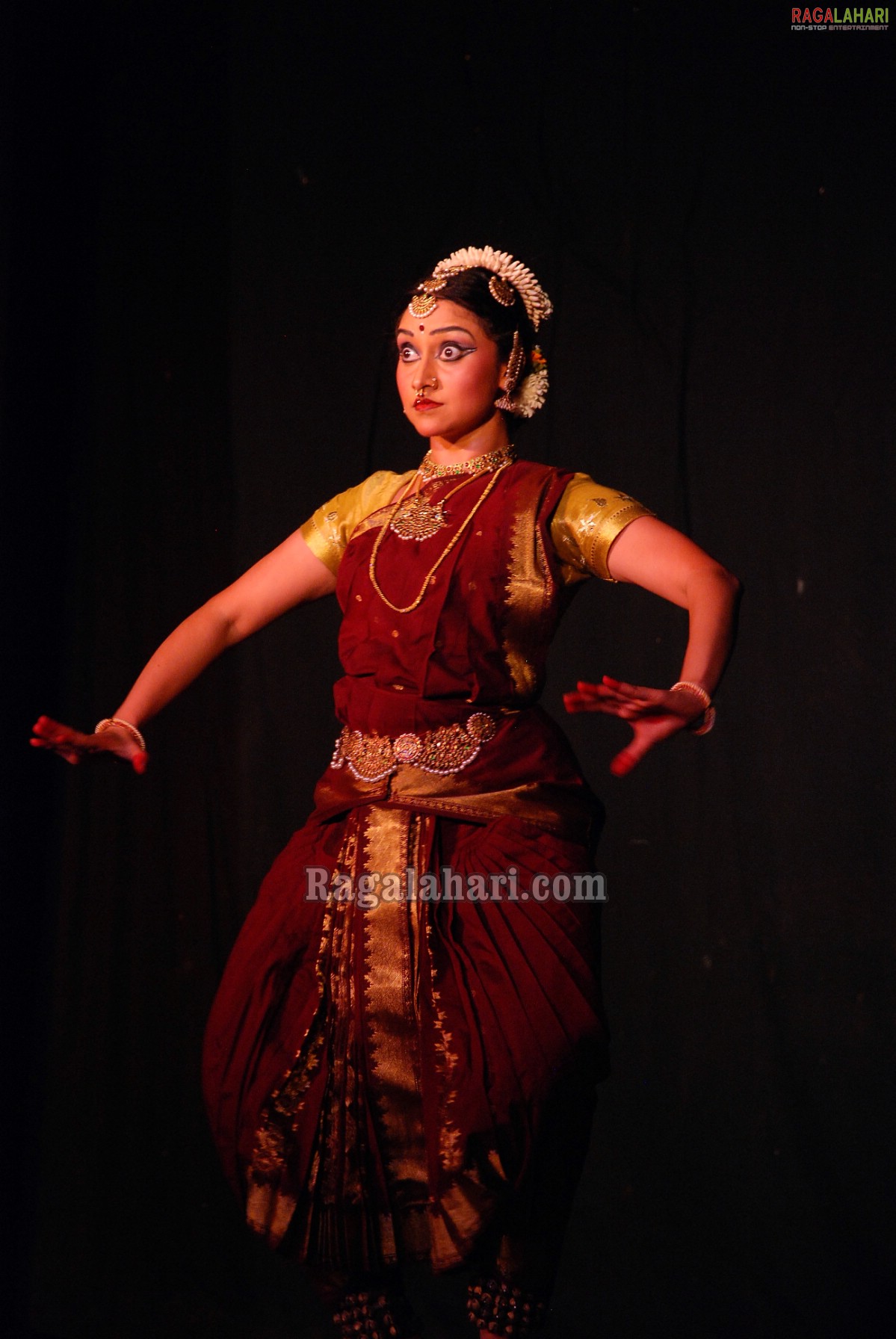 Bharath Nrithyotsav - International Indian Classical Dance Festival 2010 (Day 1)