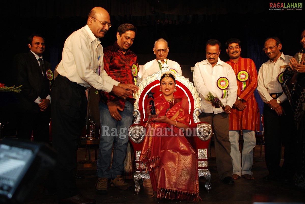 Bharath Nrithyotsav - International Indian Classical Dance Festival 2010 (Day 1)