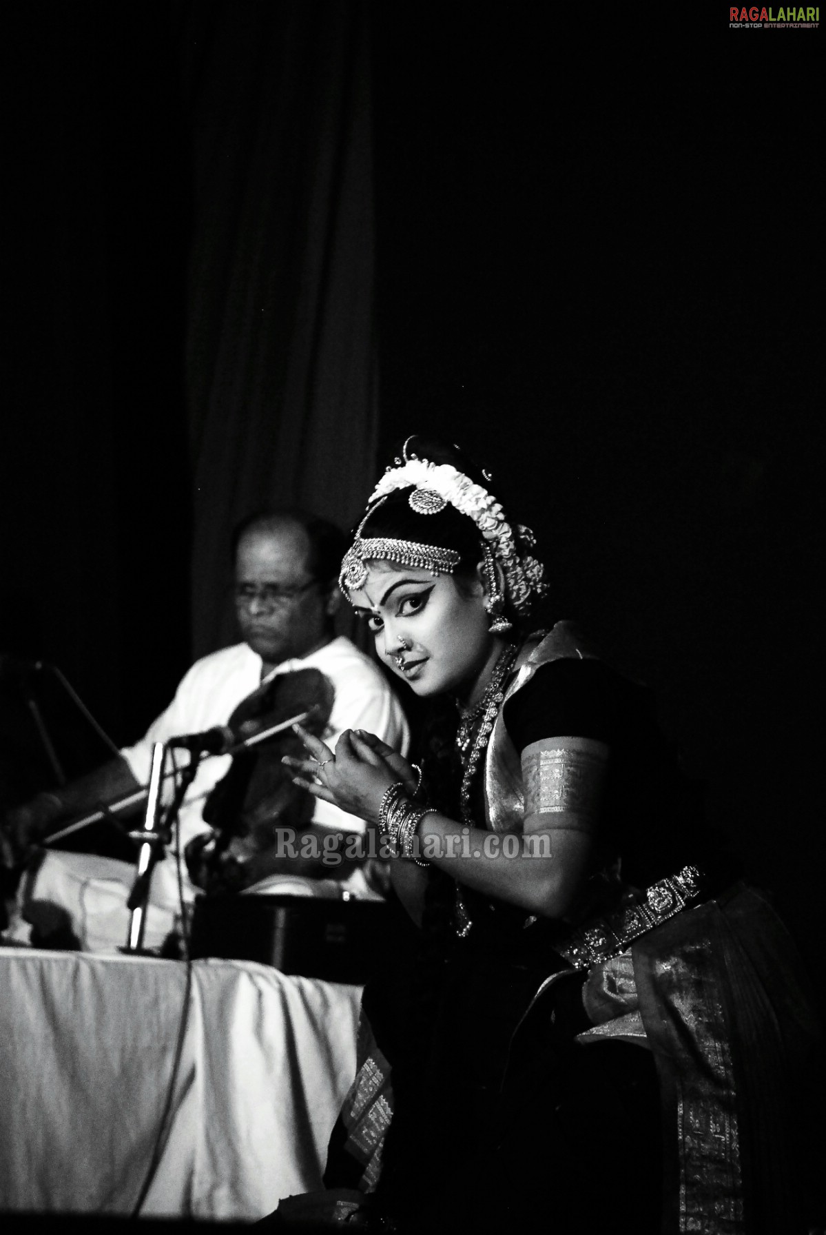 Bharath Nrithyotsav - International Indian Classical Dance Festival 2010 (Day 1)