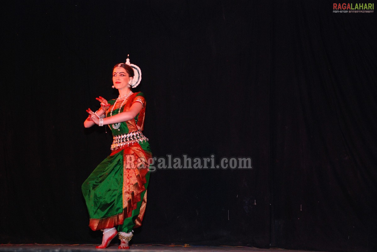 Bharath Nrithyotsav - International Indian Classical Dance Festival 2010 (Day 1)