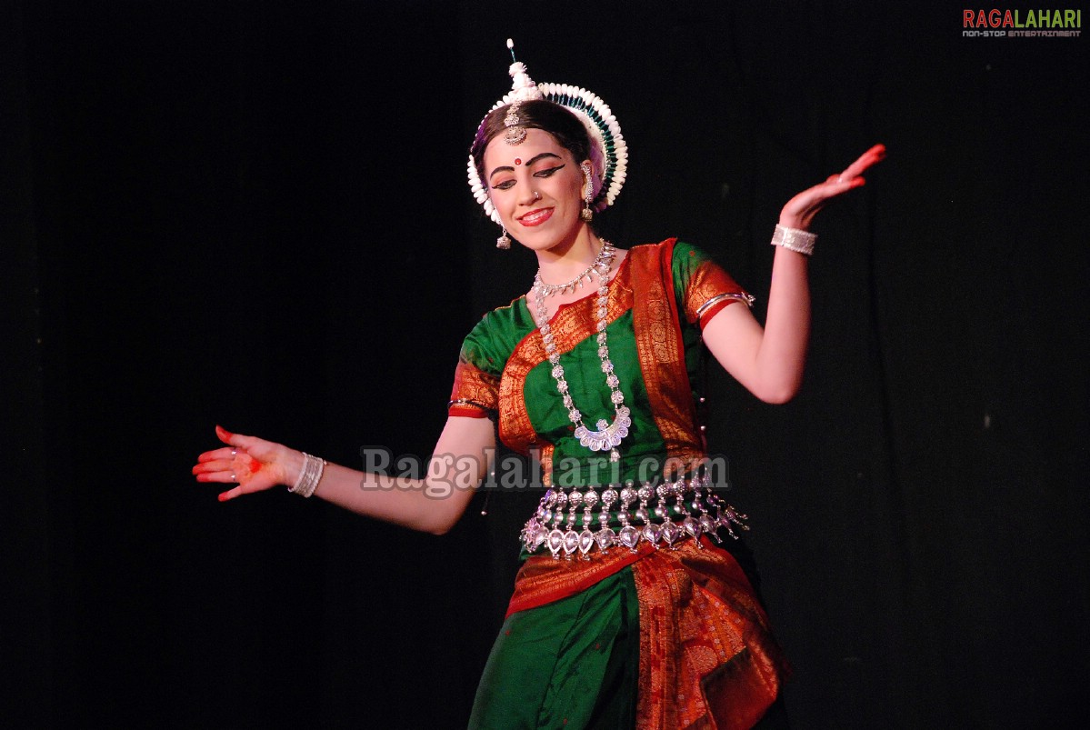 Bharath Nrithyotsav - International Indian Classical Dance Festival 2010 (Day 1)