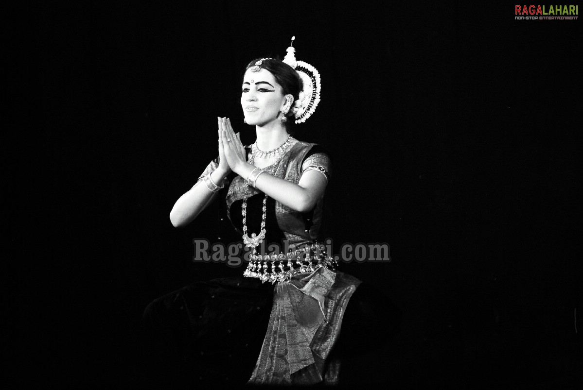 Bharath Nrithyotsav - International Indian Classical Dance Festival 2010 (Day 1)