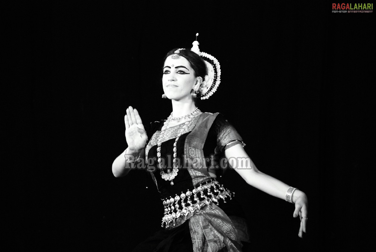 Bharath Nrithyotsav - International Indian Classical Dance Festival 2010 (Day 1)