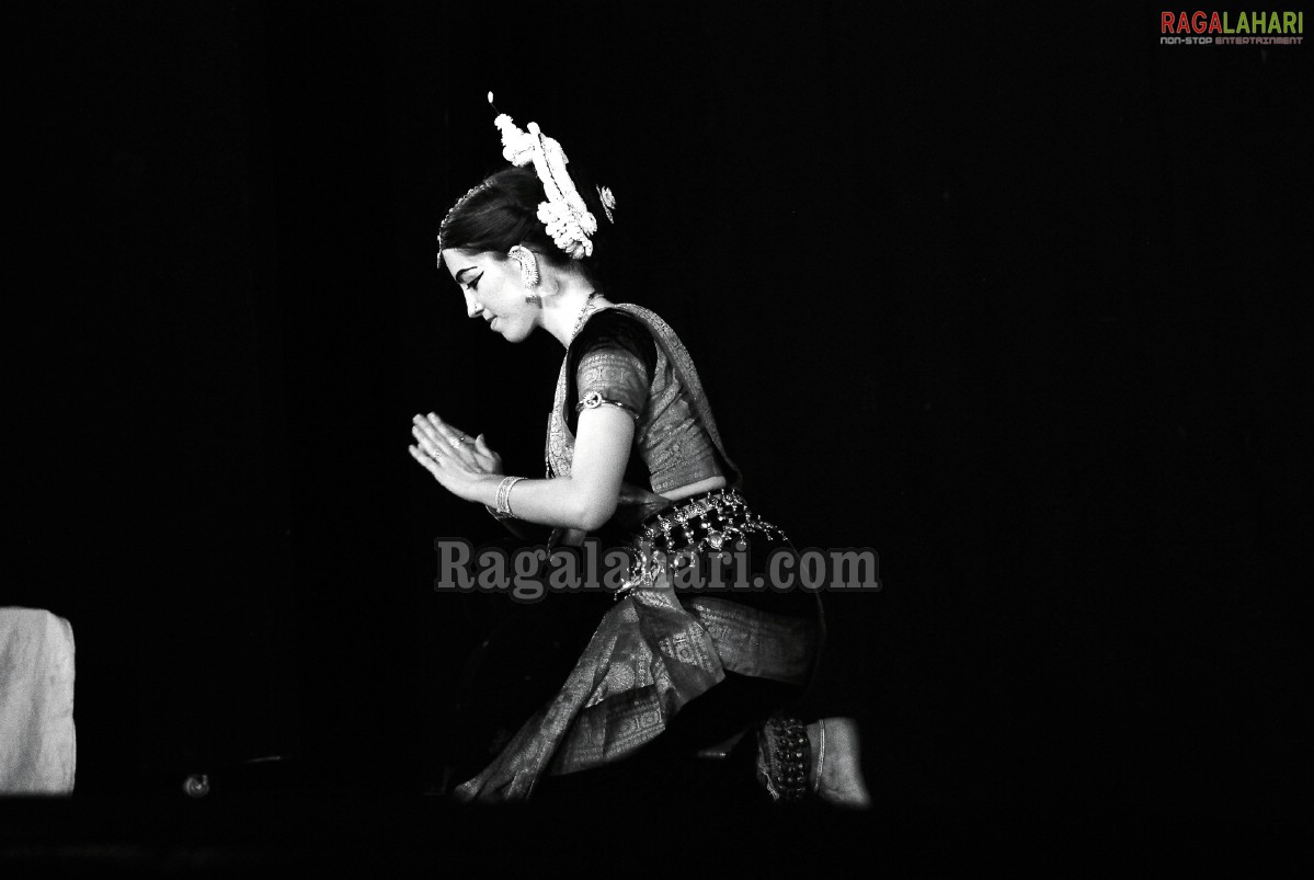 Bharath Nrithyotsav - International Indian Classical Dance Festival 2010 (Day 1)